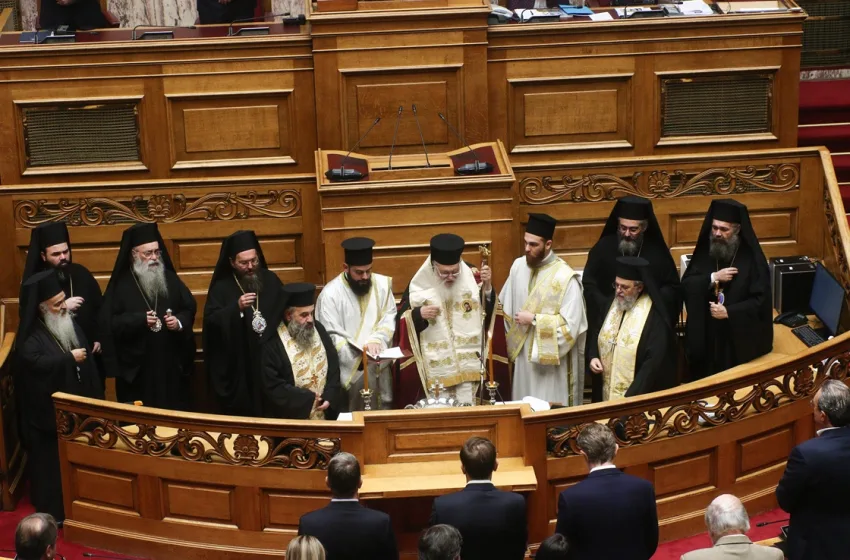 Αρχίζουν και επισήμως με αγιασμό οι εργασίες της Δ’ Συνόδου της Κ’ κοινοβουλευτικής Περιόδου