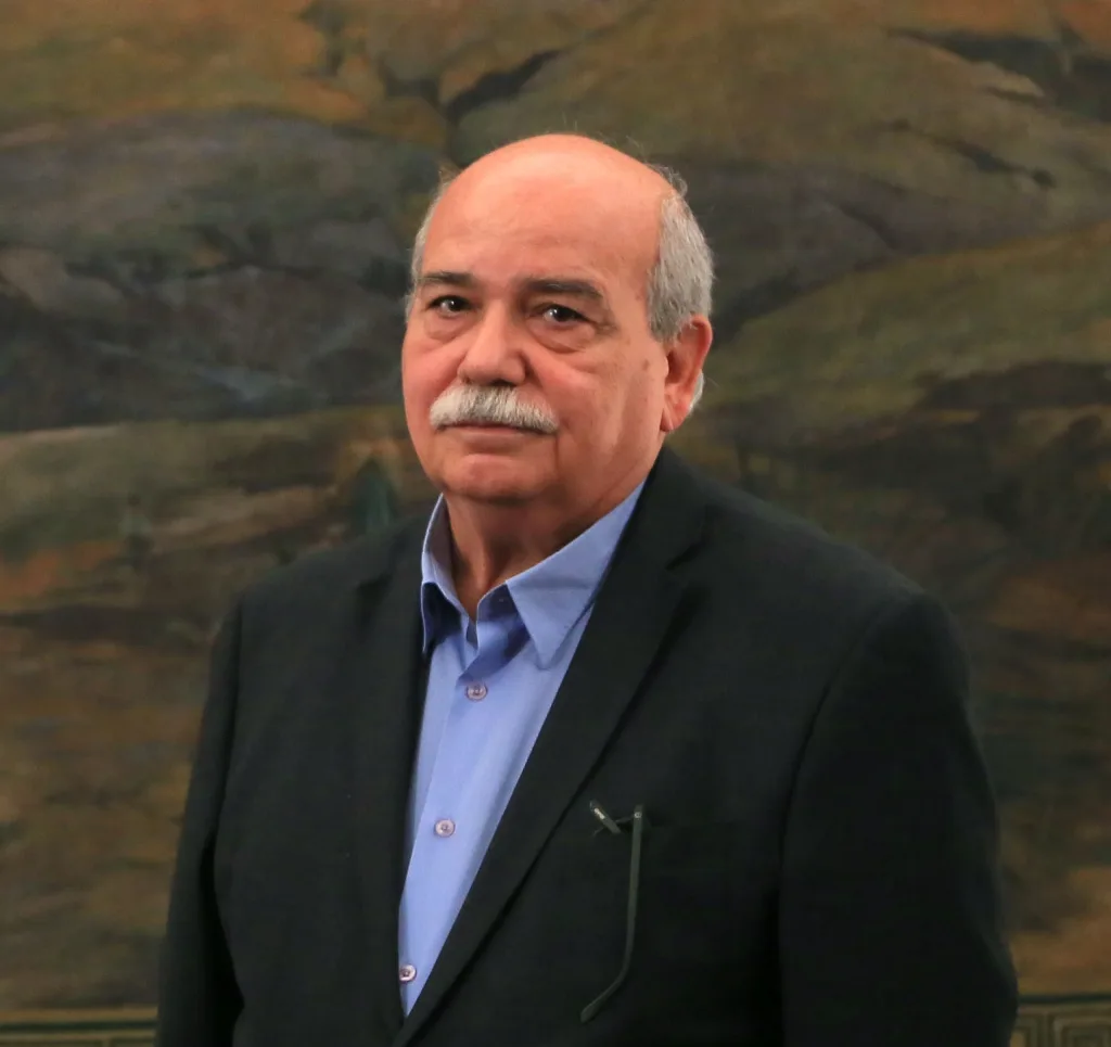 Βούτσης στο libre: Η ανάγκη για την ανάκτηση της αξιοπιστίας της πολυκερματισμένης Αριστεράς δεν μπορεί να υπηρετηθεί αυτοτελώς 3 Ν.ΒΟΥΤΣΗΣ ΦΩΤΟ